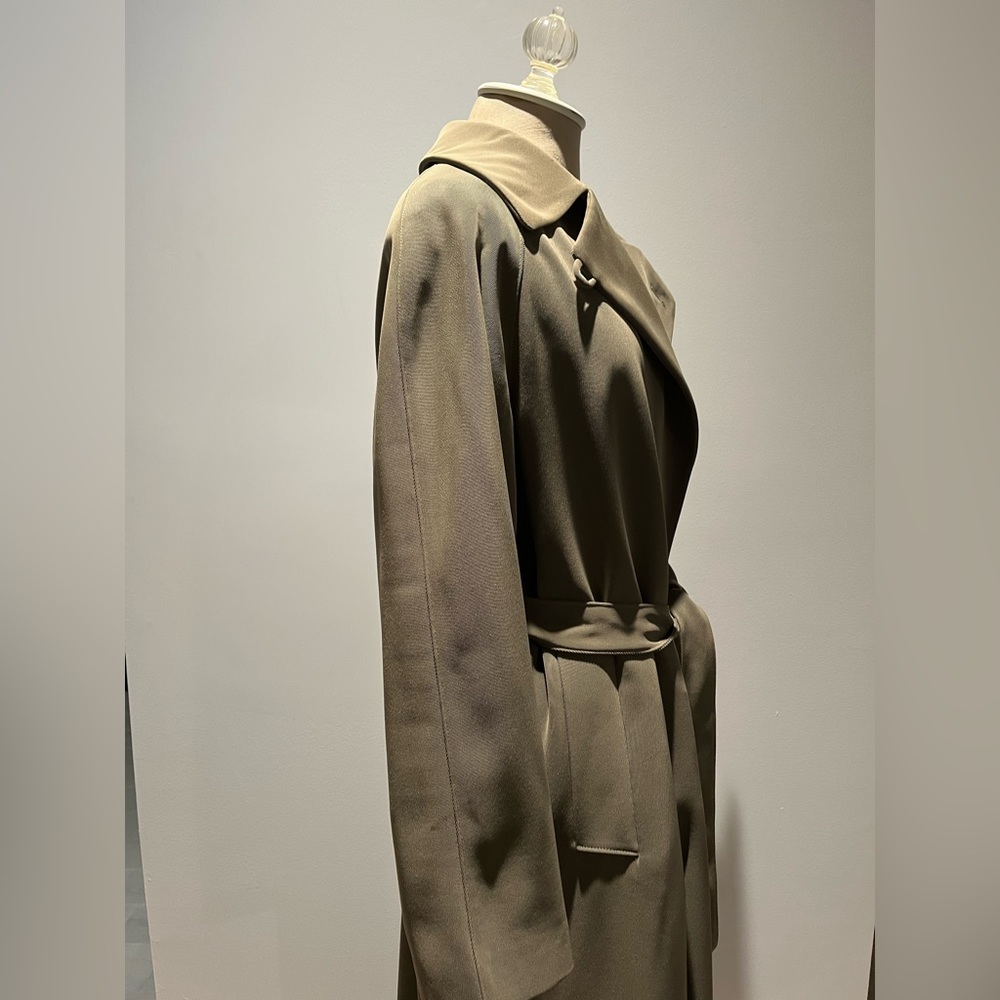 Utex Design dressy trench coat , size 6